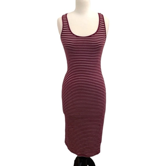 Ambiance Dresses & Skirts - AMBIANCE apparel burgundy/white striped stretch midi dress in women’s size small